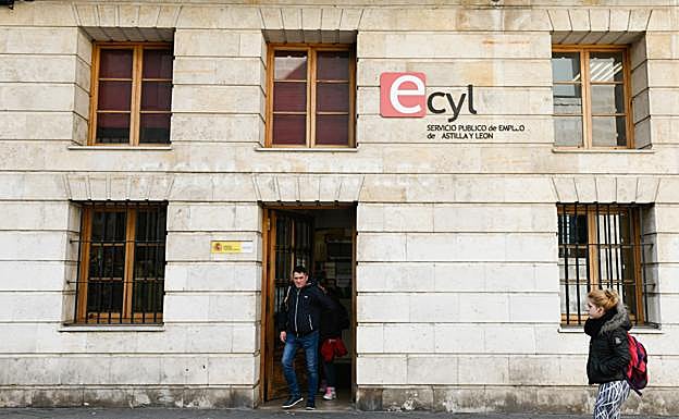 Una de las oficinas del Servicio Público de Empelo (Ecyl) en Valladolid. 