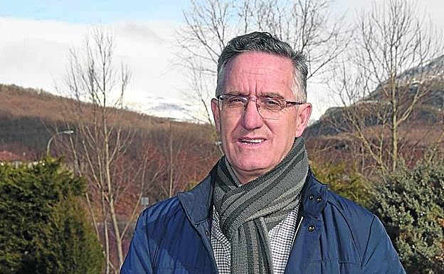 El alcalde de Velilla y candidato del PP, Gonzalo Pérez. 