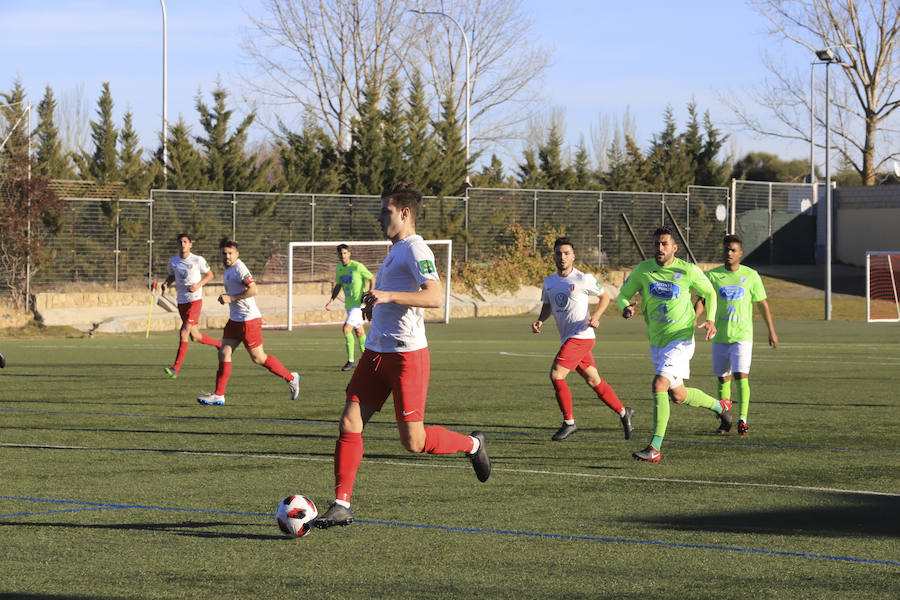 Fotos: Partido entre el Santa Marta y el Almazán