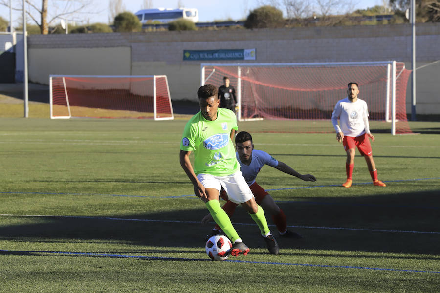 Fotos: Partido entre el Santa Marta y el Almazán
