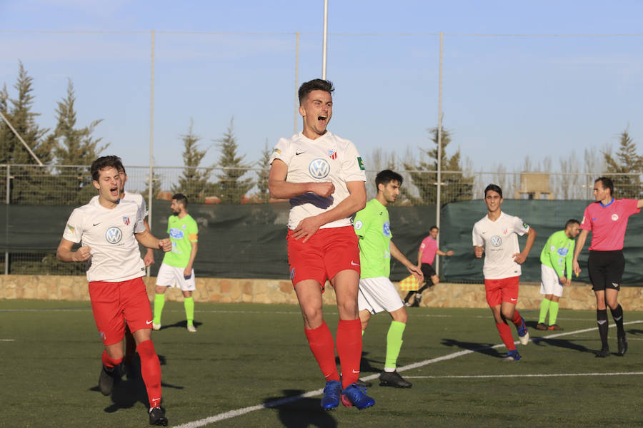 Fotos: Partido entre el Santa Marta y el Almazán