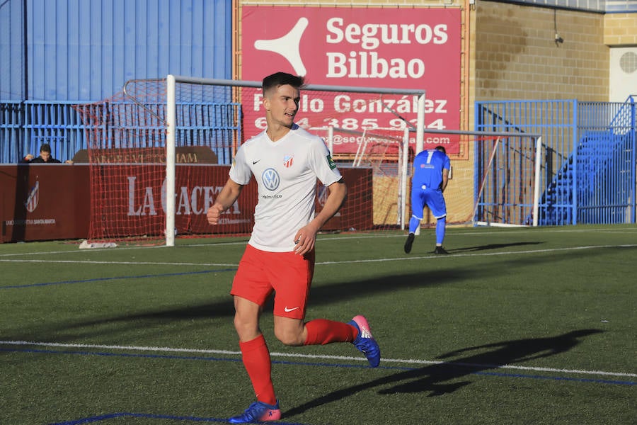 Fotos: Partido entre el Santa Marta y el Almazán