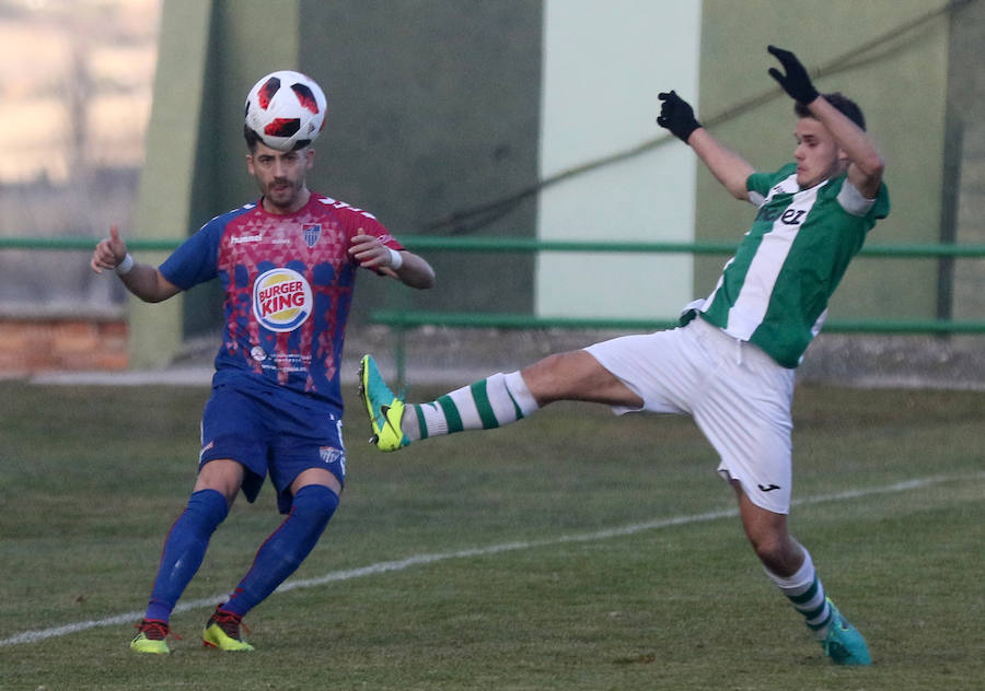 Fotos: Victoria de la Gimnástica ante la Cebrereña (2-0)