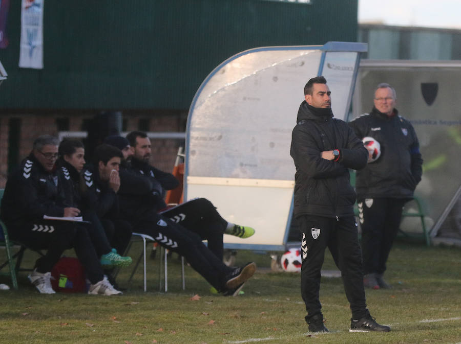 Fotos: Victoria de la Gimnástica ante la Cebrereña (2-0)