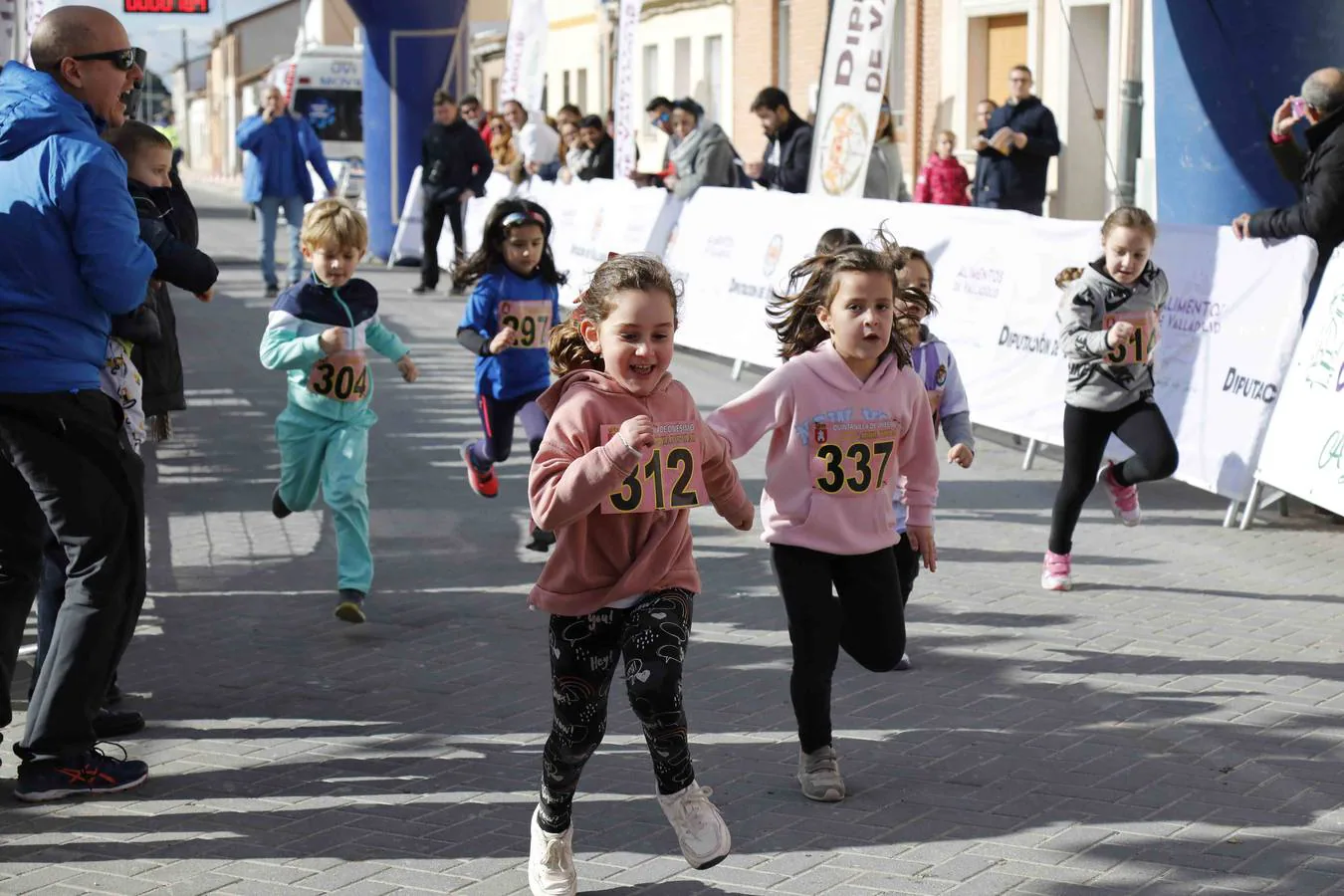 Fotos: Carrera popular Corazón del Duero en Quintanilla de Onésimo