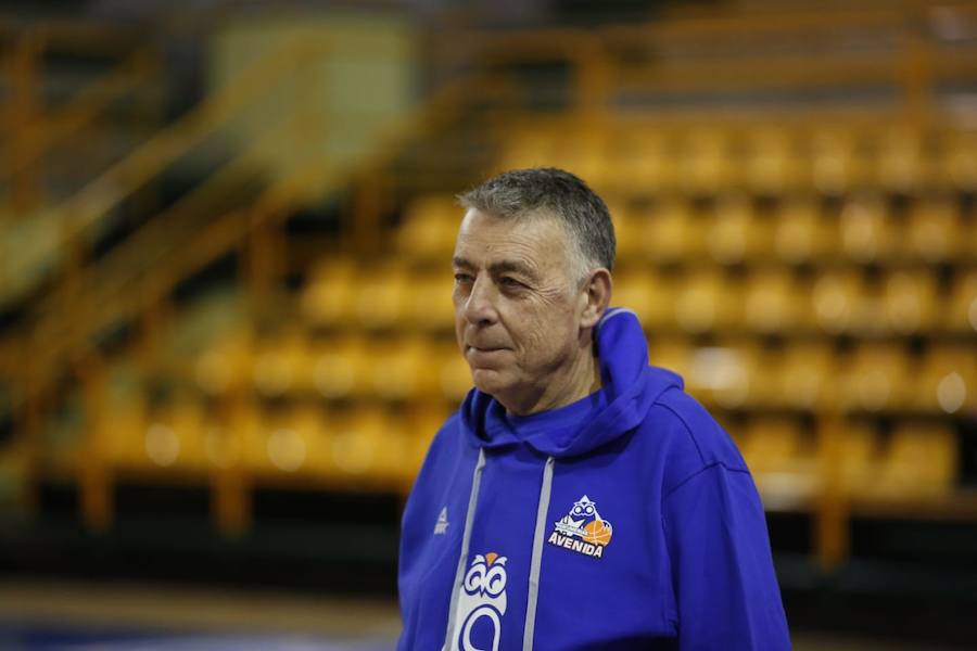 Fotos: Primer entrenamiento de Miguel Ángel Ortega al frente del CB Avenida