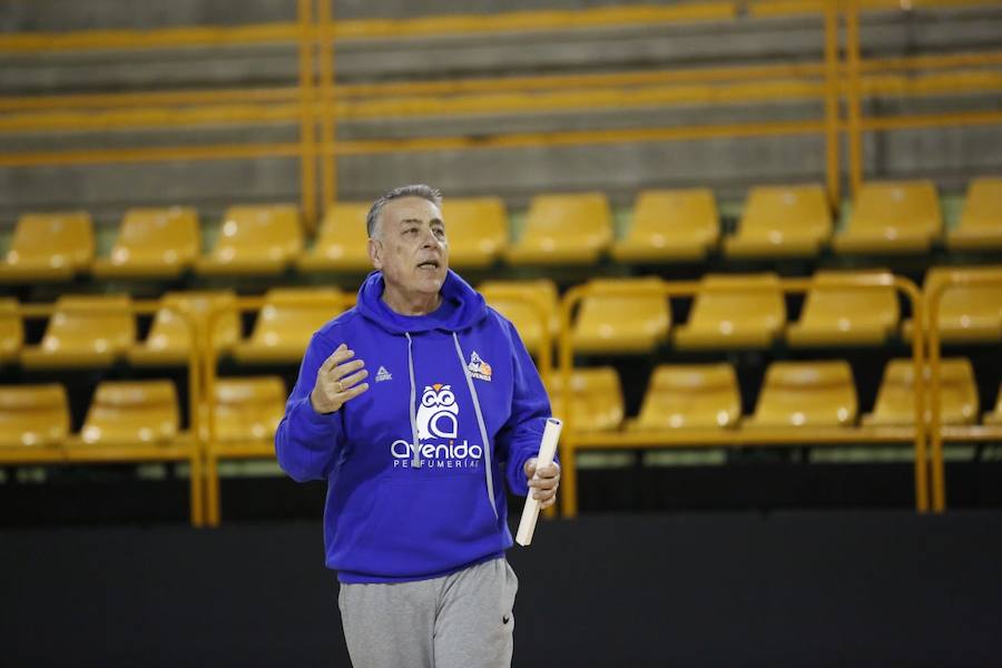 Fotos: Primer entrenamiento de Miguel Ángel Ortega al frente del CB Avenida