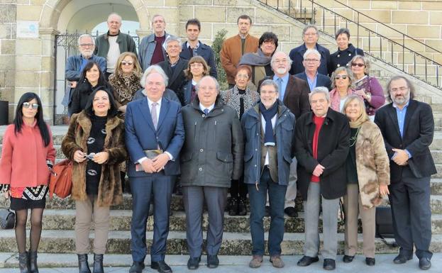 Autoridades, jurados y lectores del premio. 