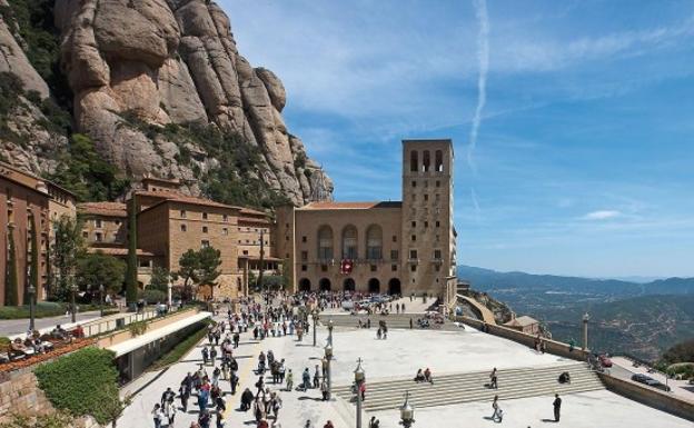 Imagen de archivo del Monasterio de Monserrat, Barcelona.