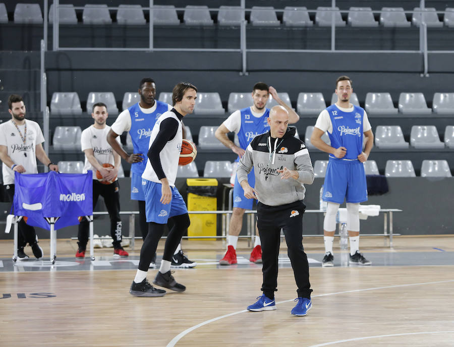 Fotos: Primer entrenamiento de Carles Marco con el Chocolates Trapa