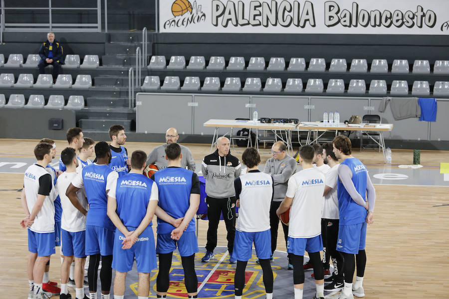 Fotos: Primer entrenamiento de Carles Marco con el Chocolates Trapa