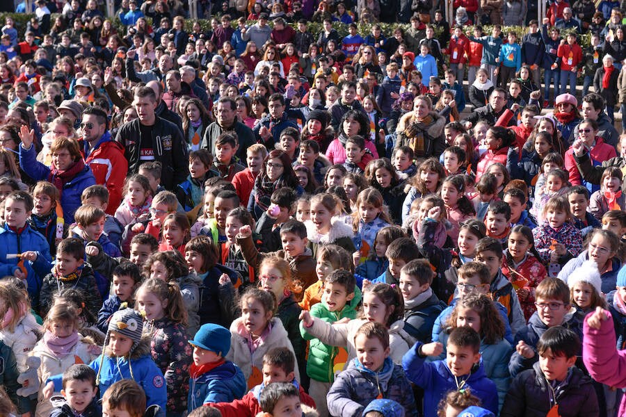 Fotos: Miles de niños de Valladolid celebran el Día de la Paz