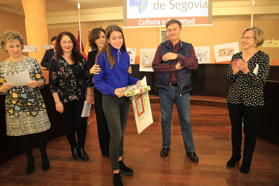 Fotos: Entrega de premios del concurso Marcapáginas de la Diputación Provincial.