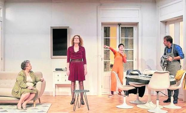 María Galiana se sube al escenario del teatro Juan Bravo con 'El mago'