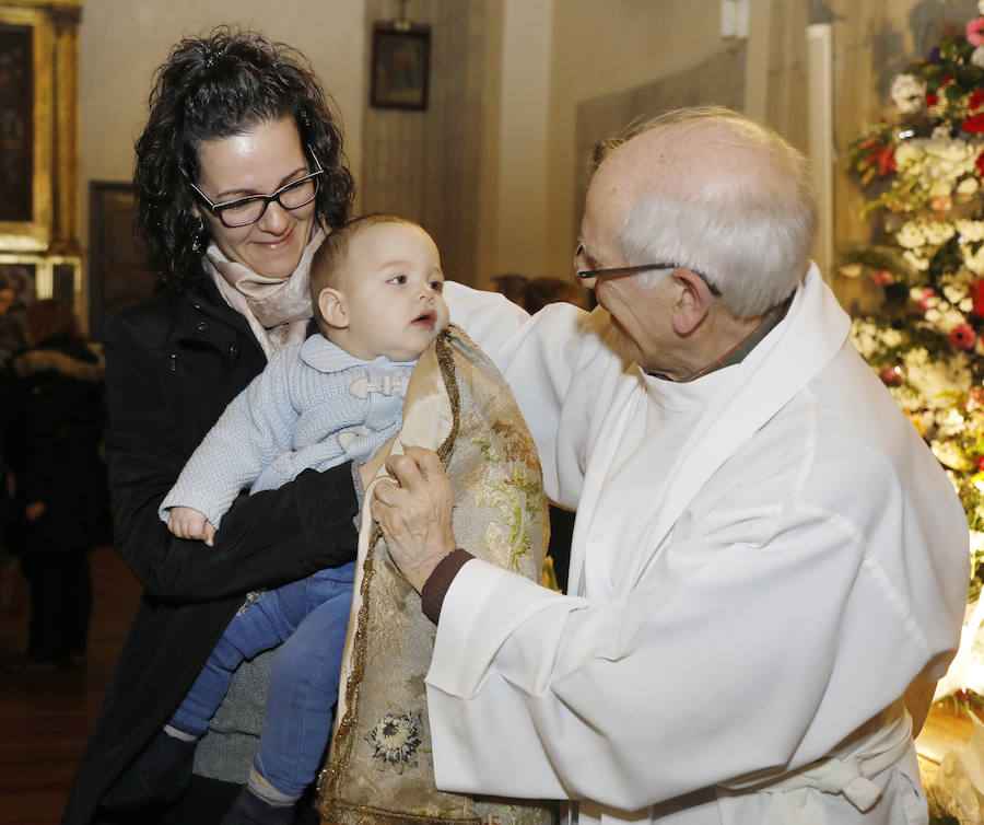 Fotos: Bendición bajo el manto de la patrona