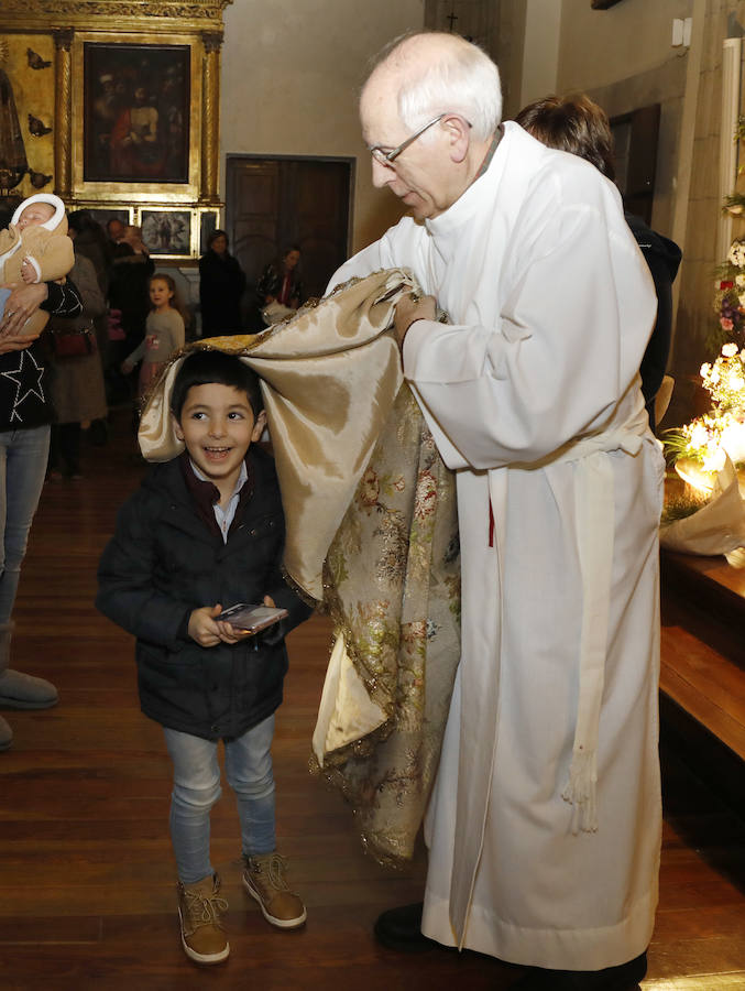 Fotos: Bendición bajo el manto de la patrona