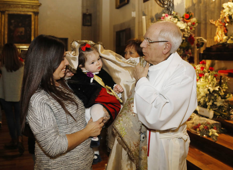 Fotos: Bendición bajo el manto de la patrona