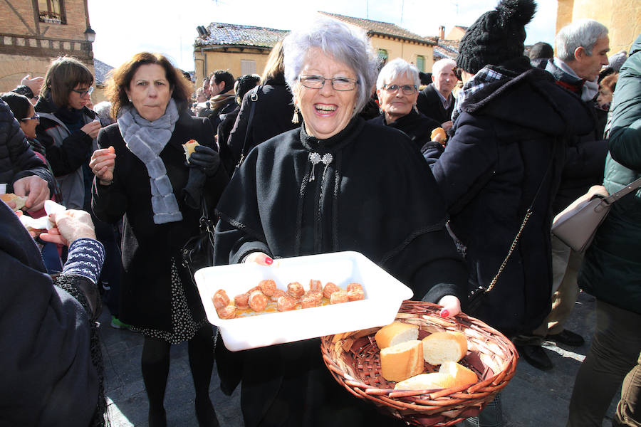 Fotos: Celebración de Santa Águeda en el barrio de San Lorenzo