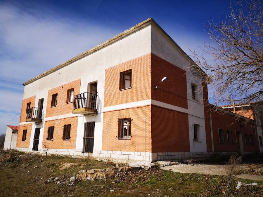 Antiguo cuartel de la Guardia Civil de Montemayor de Pililla. 