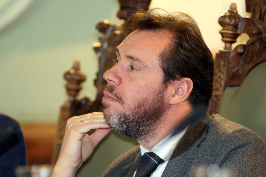Fotos: Pleno del mes de febrero en el Ayuntamiento de Valladolid