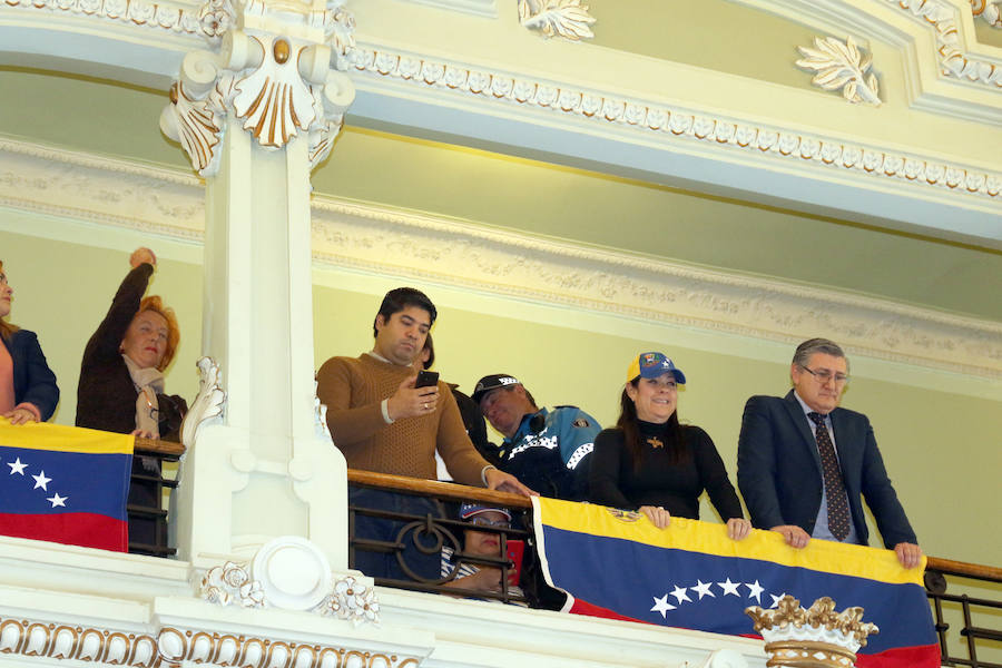 Fotos: Pleno del mes de febrero en el Ayuntamiento de Valladolid