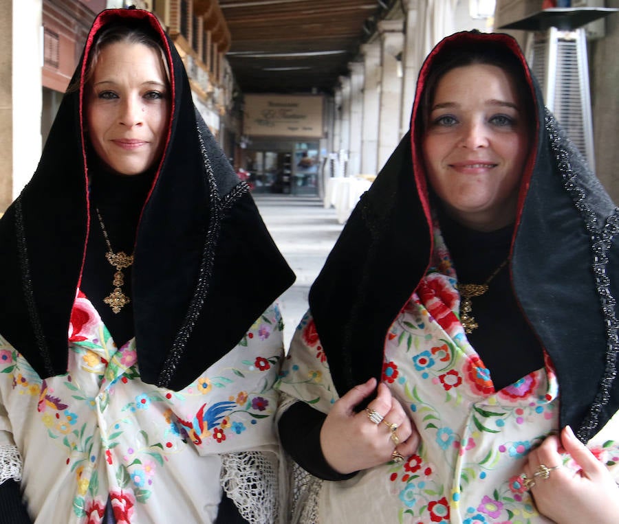 Fotos: Las alcaldesas de Zamarramala visitan las instituciones segovianas