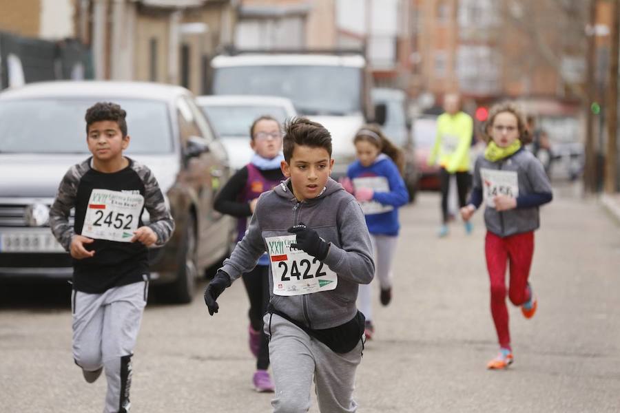 Fotos: XXII Carrera Popular Don Bosco en Valladolid (V)