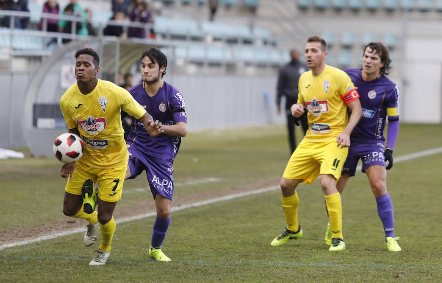 Fotos: Palencia Cristo Atlético 2 - 1 La Bañeza