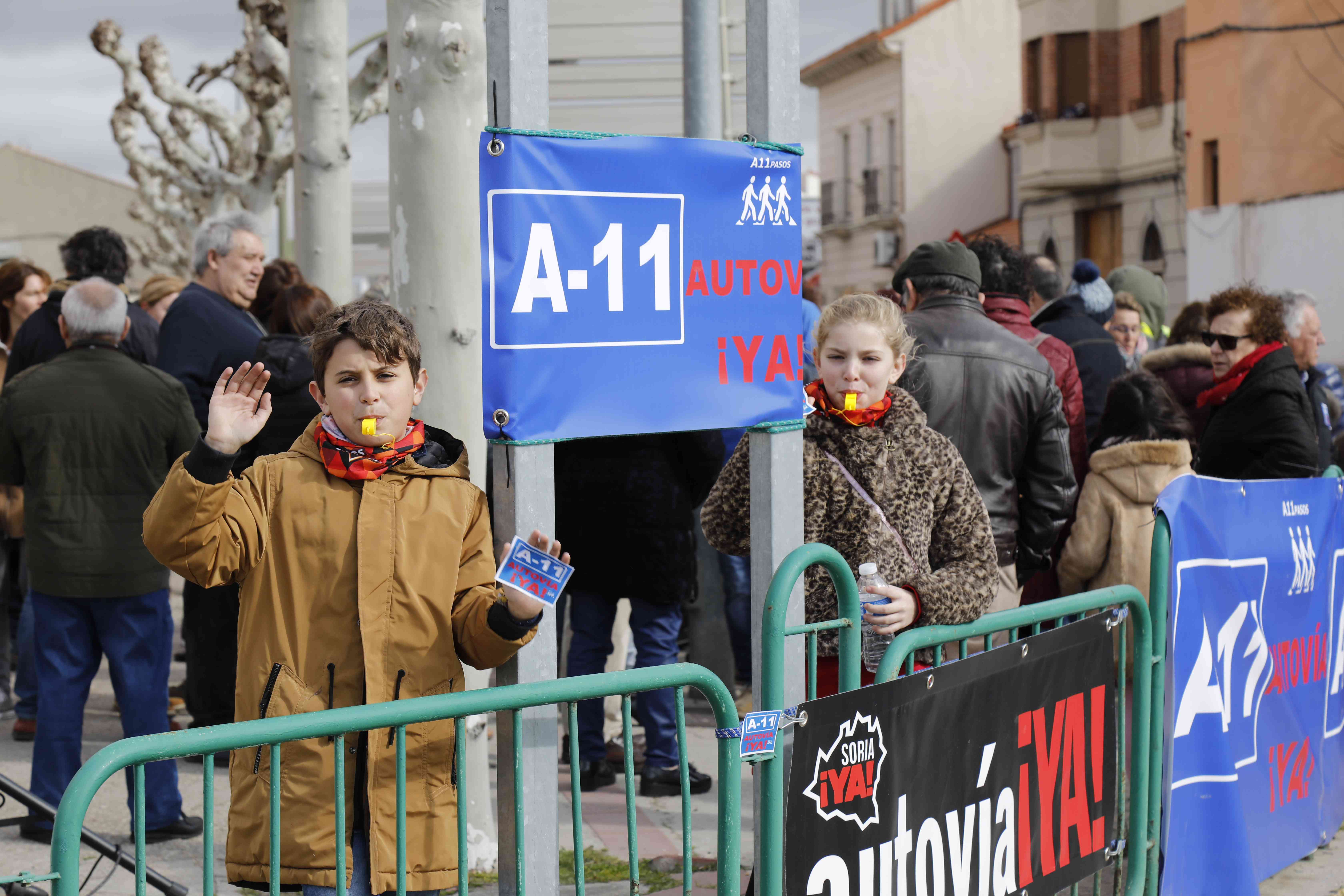 Fotos: Nueva concentración en Peñafiel para reclamar la construcción de la Autovía del Duero