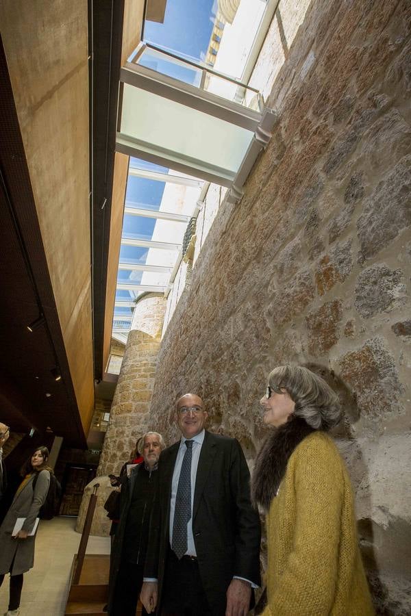 La Diputación de Valladolid destina 2,25 millones a recuperar la fortaleza 'mágica' para convertirla en referencia nacional y europea : en el castillo de los castillos