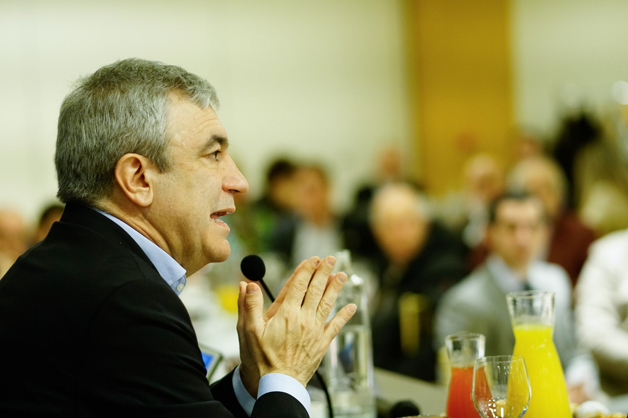 El candidato de Ciudadanos al Parlamento Europeo advierte sobre el «peligro serio» de los populismos para España y para la propia supervivencia de la Unión Europea