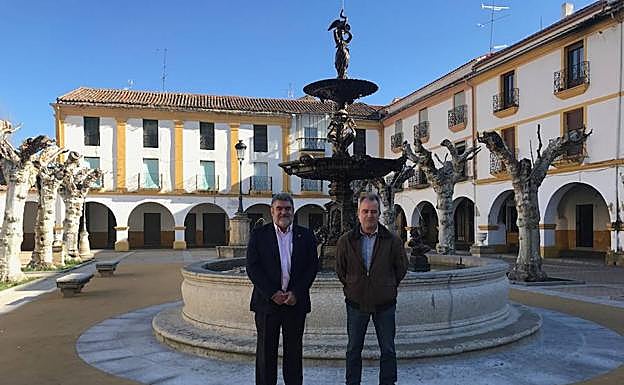 El alcalde y el concejal de Obras visitaron la zona durante la mañana de ayer. 