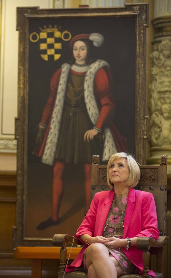 Fotos: La doctora Verónica Casado, nueva hija predilecta de Valladolid