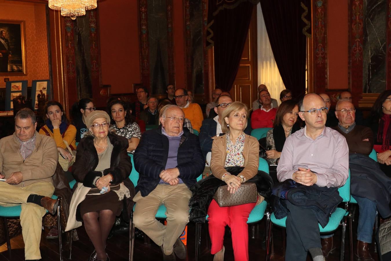 El escritor presentó en el Palacio Real su última novela de intriga 'Lucía en la noche'