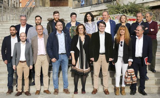 Dirigentes y candidatos del Partido Popular.