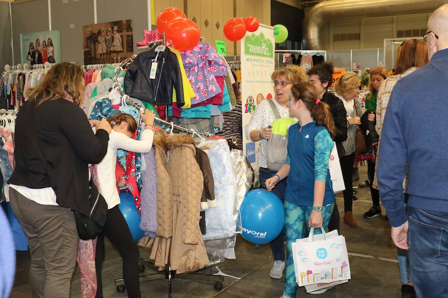 Fotos: Sábado en la Feria del Stock en Valladolid