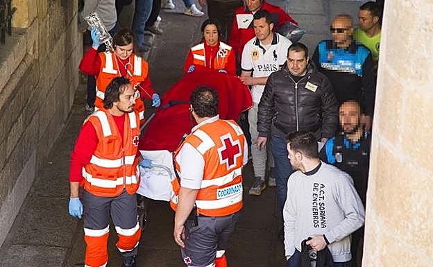 Traslado a la enfermería. 