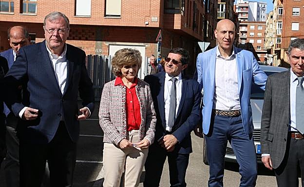 Galería. Llegada de las autoridades a la Ciudad del Mayor.