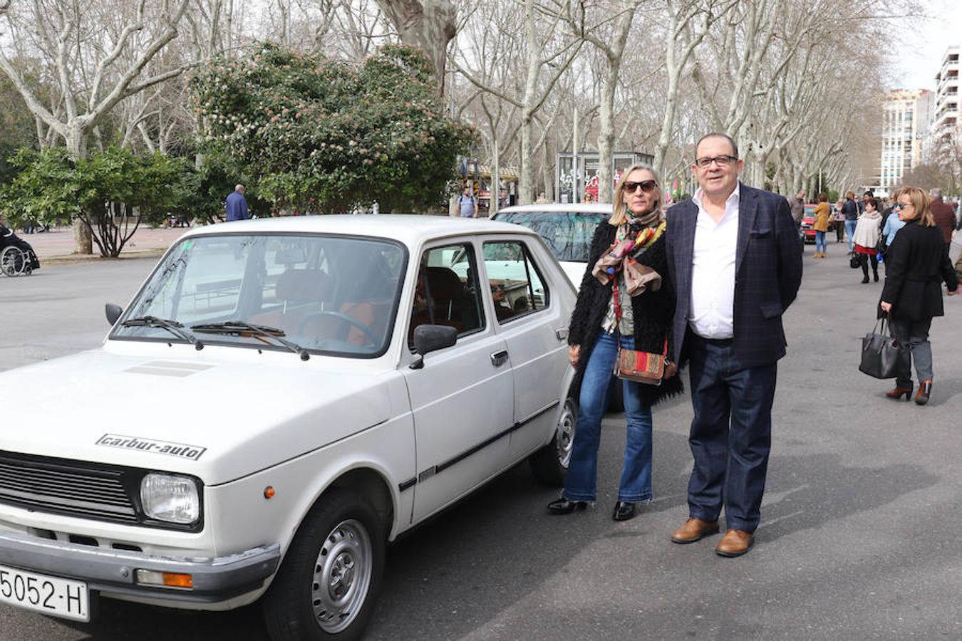 Fotos: Carnaval motero y exhibición de coches clásicos en Valladolid