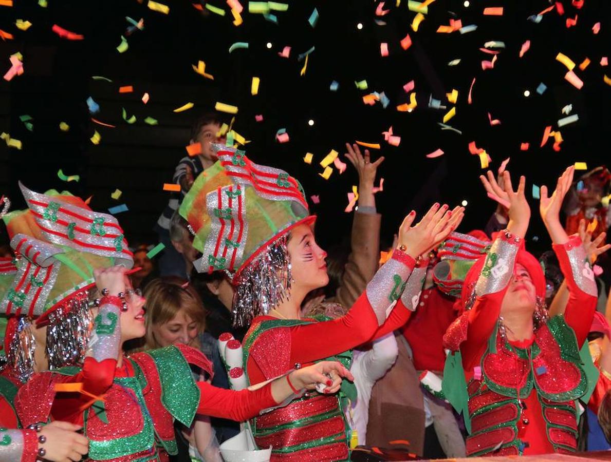 Fotos: Fiesta de carnaval en LAVA de Valladolid