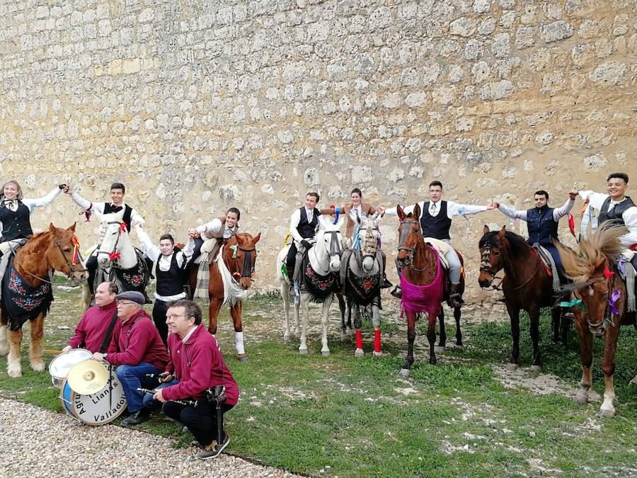 Fotos: Carrera de cintas de los quintos de Torrelobatón