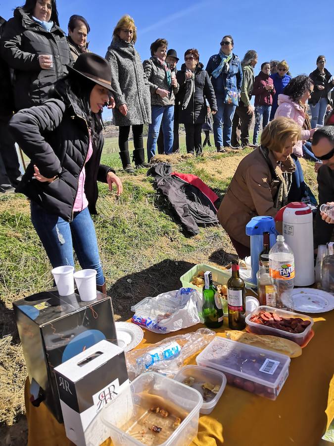 Fotos: Carrera de cintas de los quintos de Torrelobatón