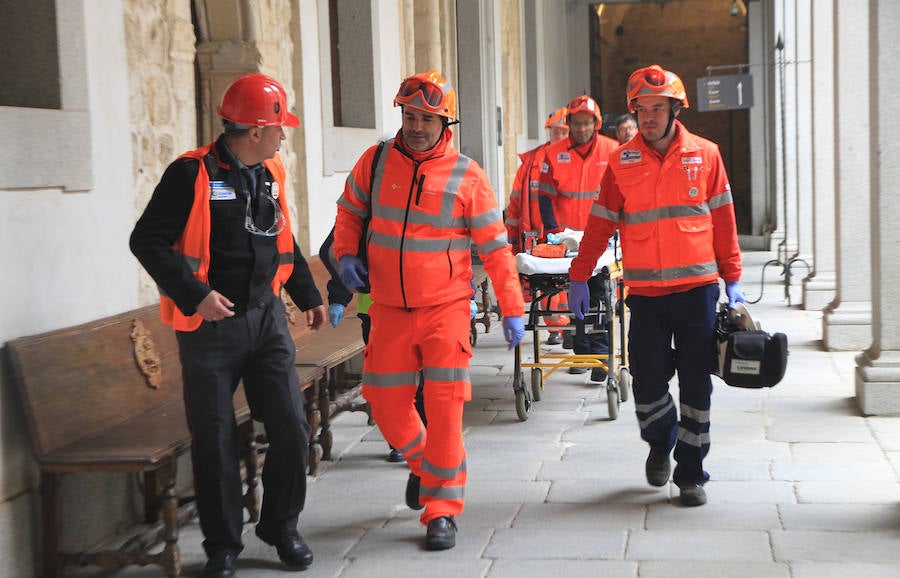 Fotos: Simulacro de incendio en el Alcázar de Segovia