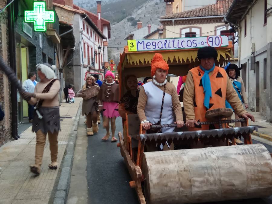 Fotos: Defile de Carnaval en Velilla