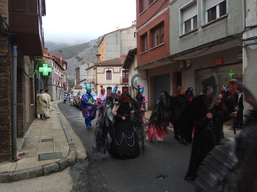 Fotos: Defile de Carnaval en Velilla