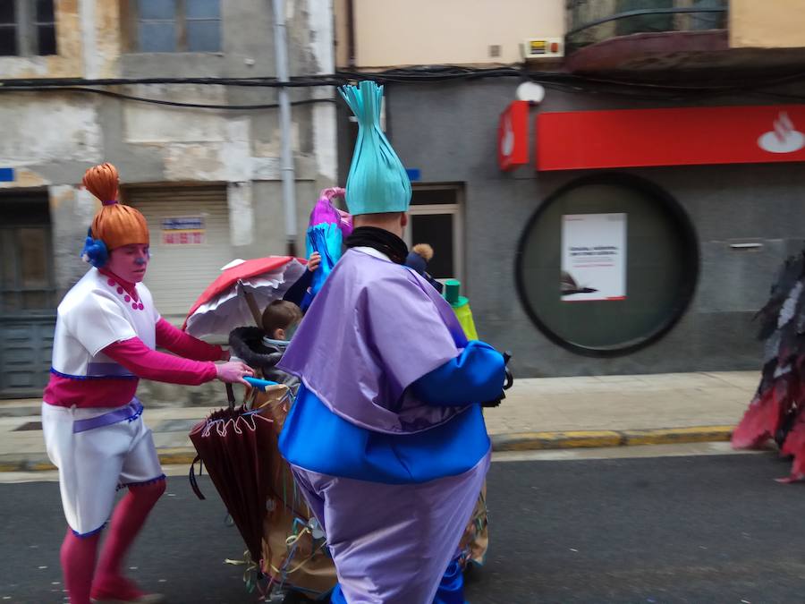 Fotos: Defile de Carnaval en Velilla