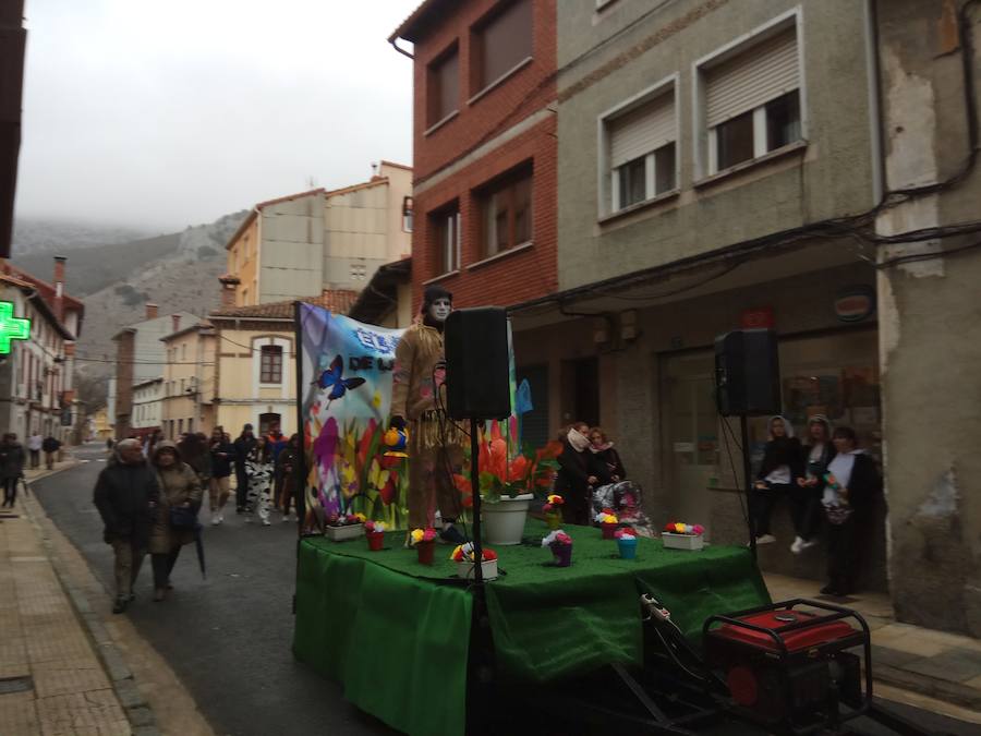 Fotos: Defile de Carnaval en Velilla