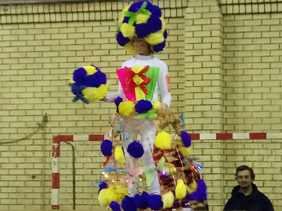 Fotos: Defile de Carnaval en Velilla