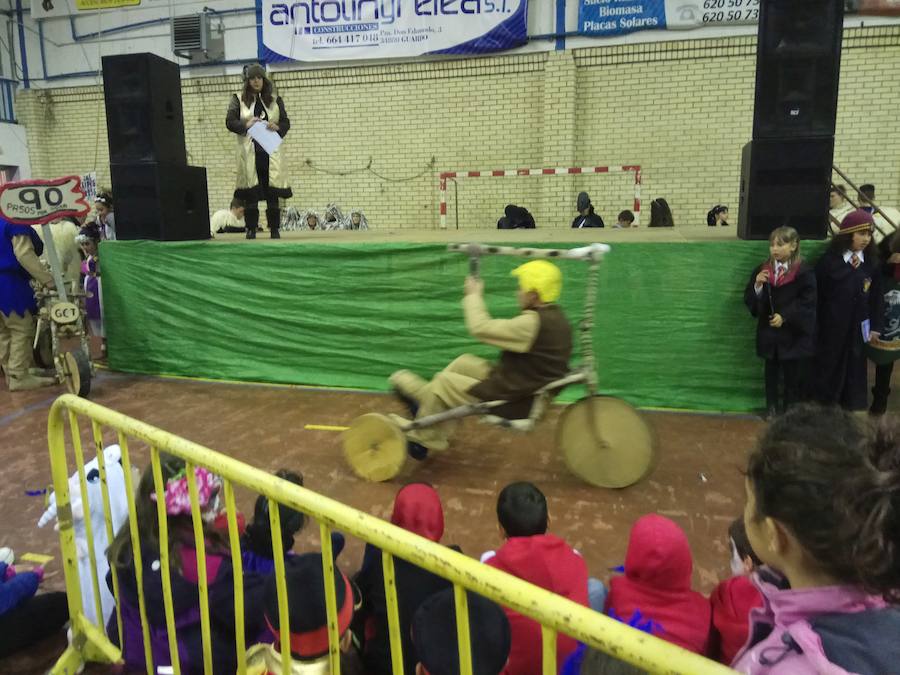 Fotos: Defile de Carnaval en Velilla