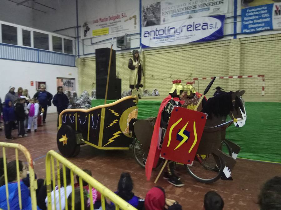 Fotos: Defile de Carnaval en Velilla